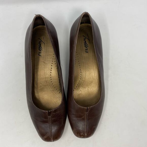 Trotters Brown Leather Doris Block Kitten Heel Pump Womens Size 8 - Picture 4 of 8